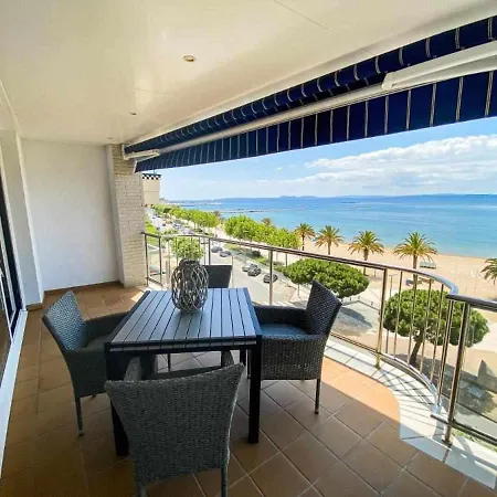 Casc Antic Sl Avda Rodhe Apartment