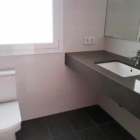Apartment Casc Antic Sl Avda Rodhe *