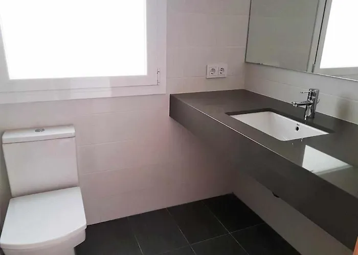 Apartment Casc Antic Sl Avda Rodhe *